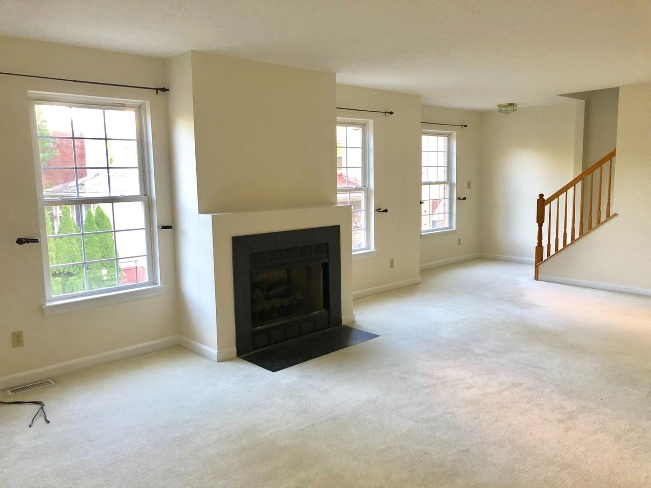 139 Morewood Ave - Photo 5 of 11