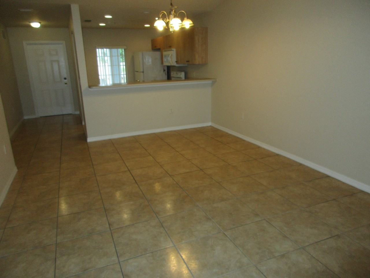 1328 Se 8th Ave #202 - Photo 3 of 9