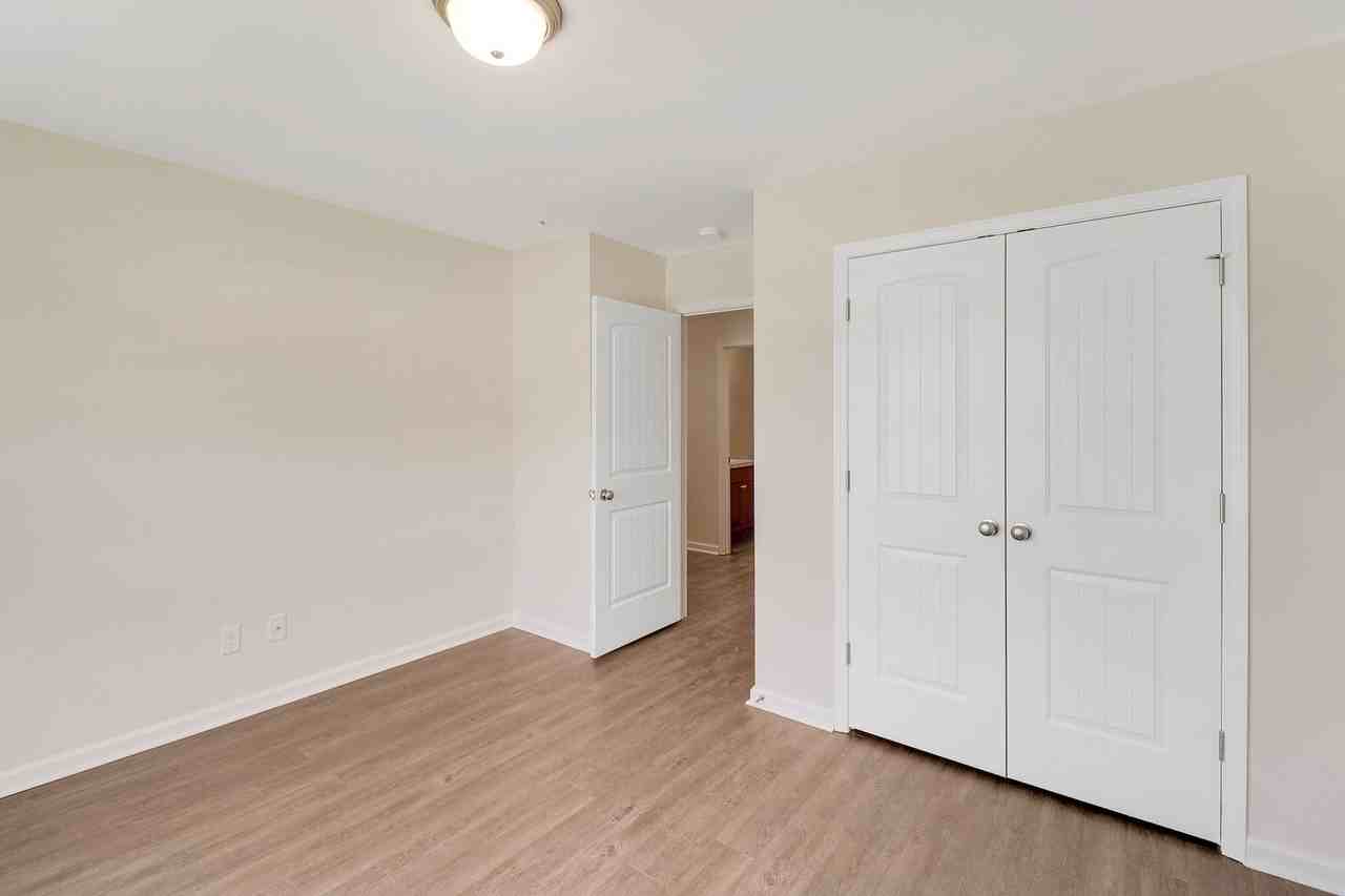 265 Willis Way - Photo 3 of 31