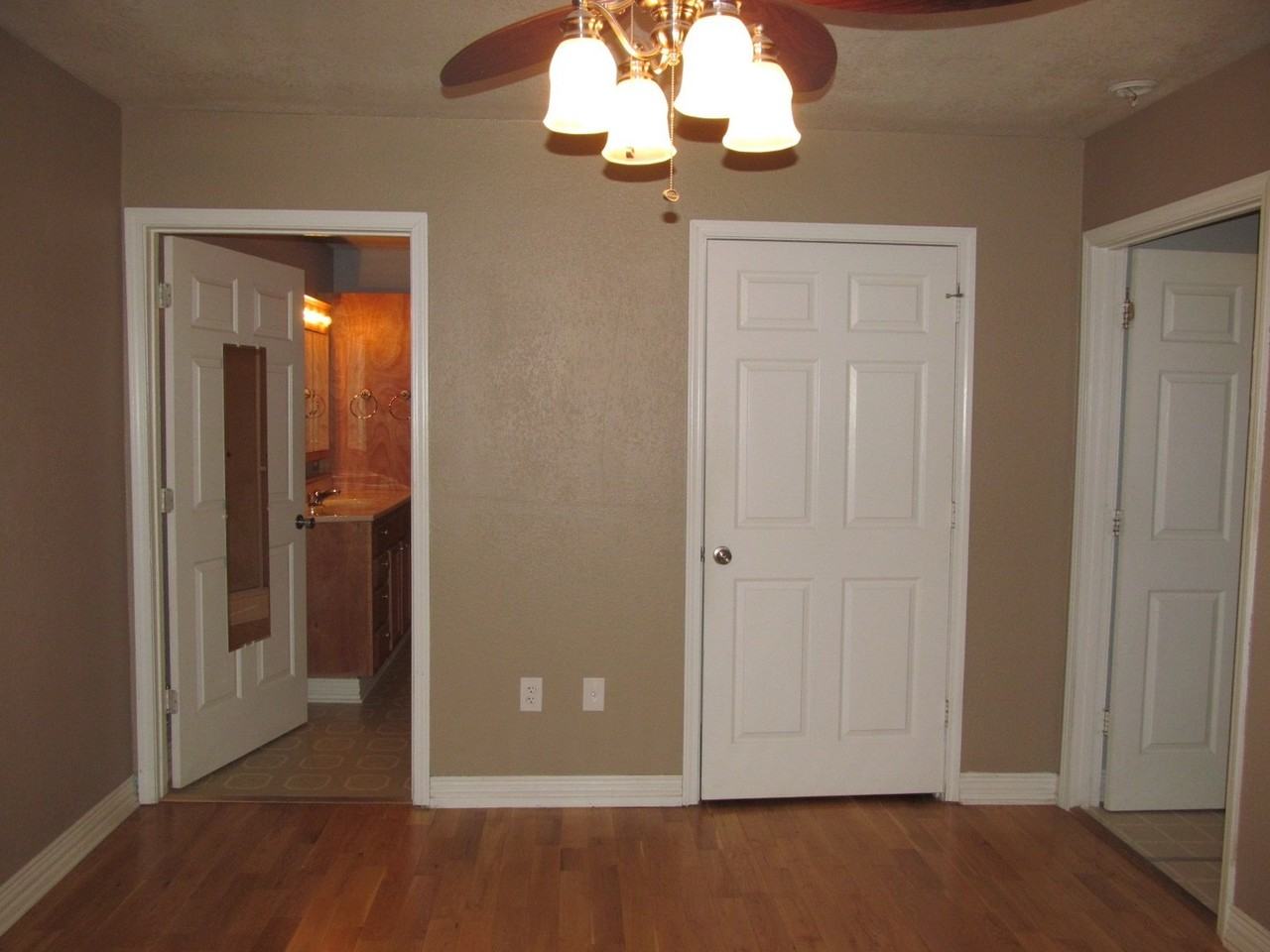 211 W 14th Ave - Photo 6 of 17