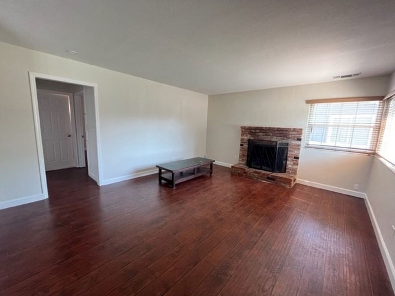 1120 Amberwood Rd - Photo 3 of 16