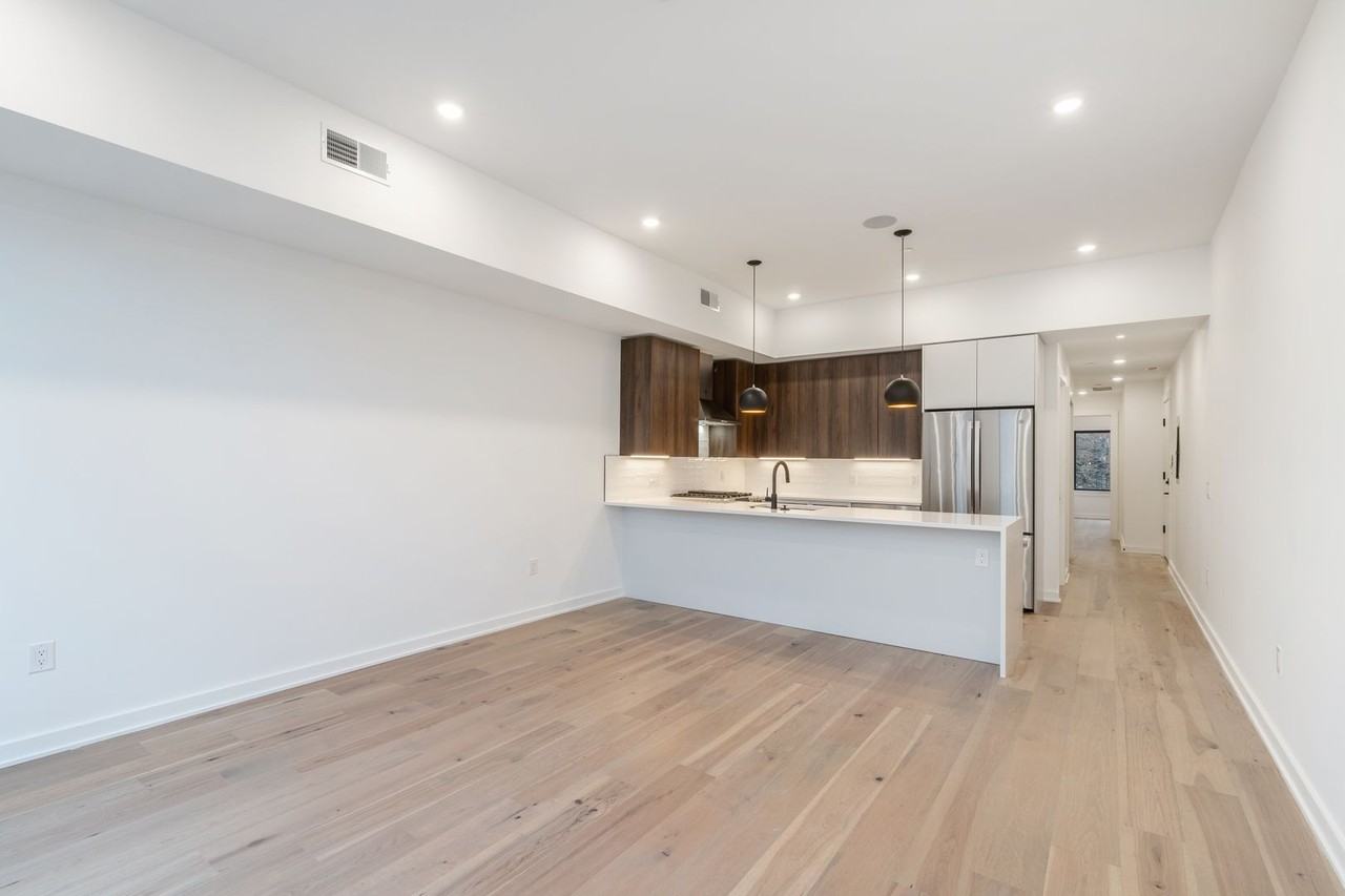 The Skylar (1601) - Photo 6 of 33