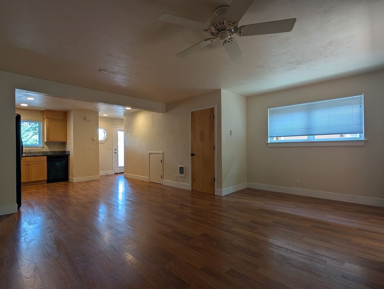2478 Willamette Aly - Photo 6 of 20