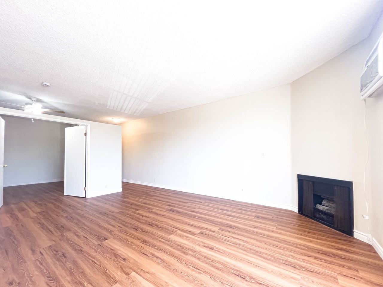 10256 Mcclemont Ave - Photo 5 of 10