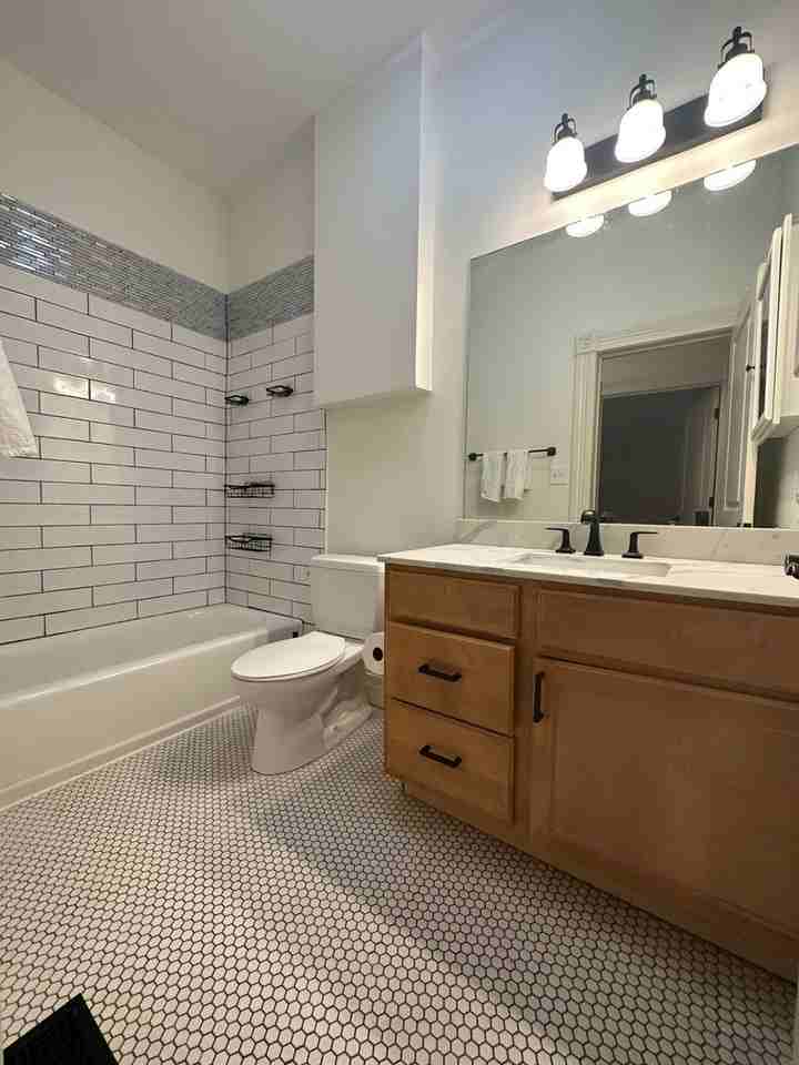 4410 Chouteau Ave - Photo 6 of 8