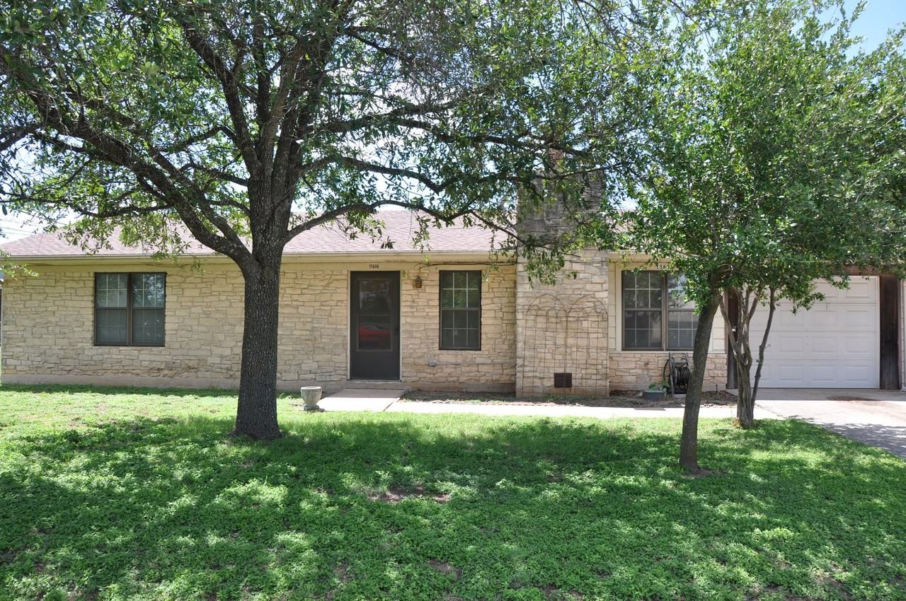 15606 Tacon Ln - Photo 2 of 19