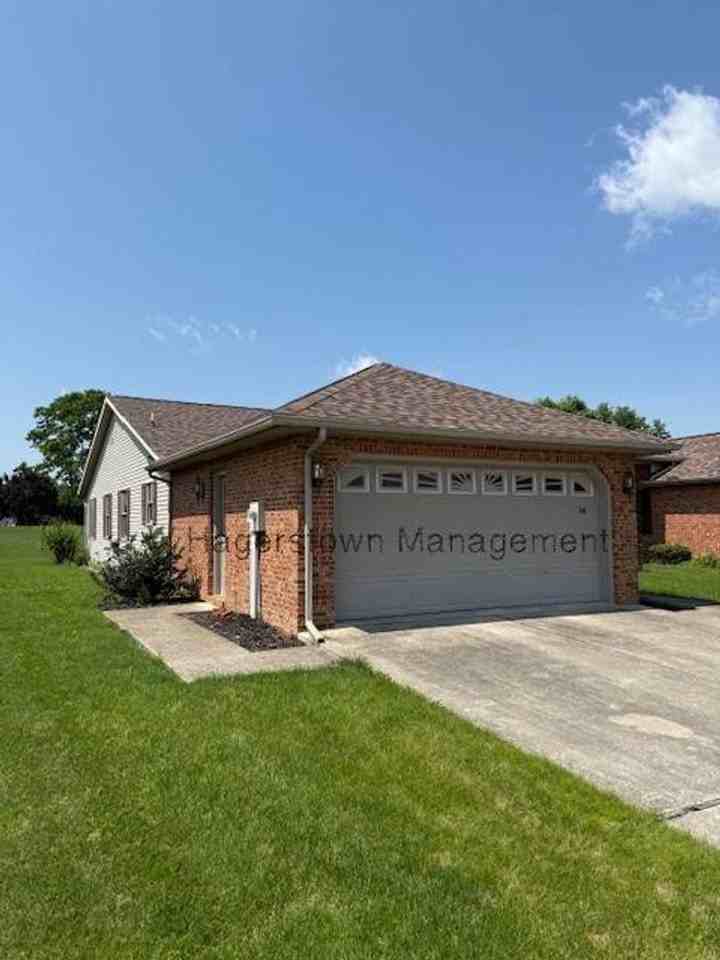 74 Homestead Dr - Photo 2 of 14