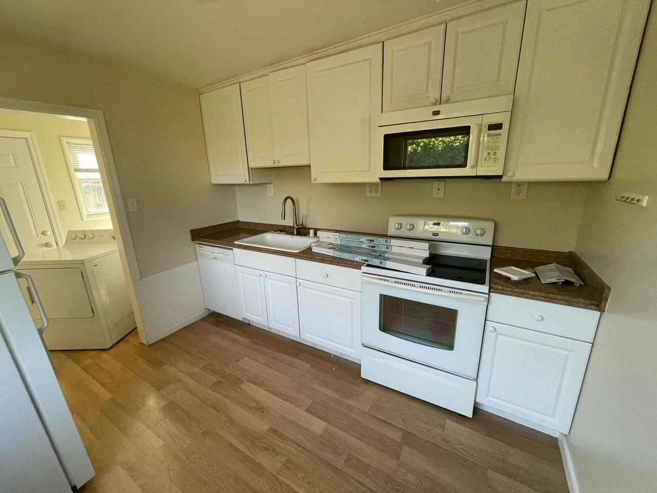 251 G St - Photo 3 of 9