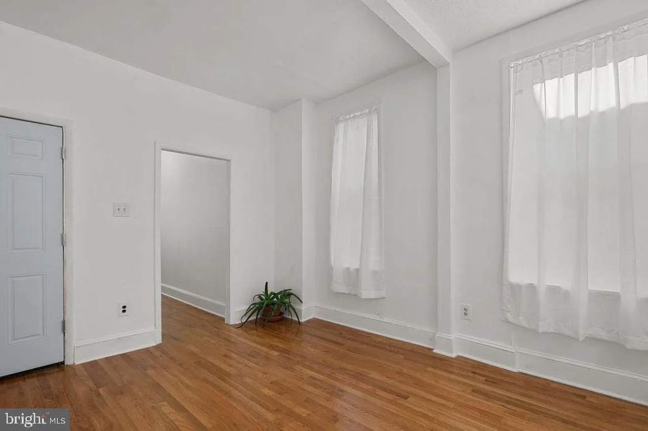 3216 Turner St - Photo 3 of 14