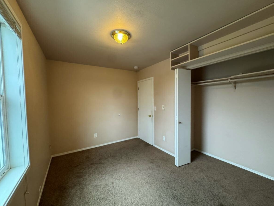 2103 Broadway Street Northeast 1 - Photo 2 of 5