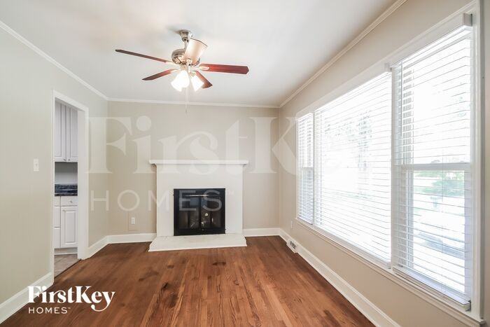 7031 Ridgebrook Dr - Photo 3 of 16