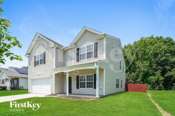 5313 Silverbrook Dr - Photo 2 of 19