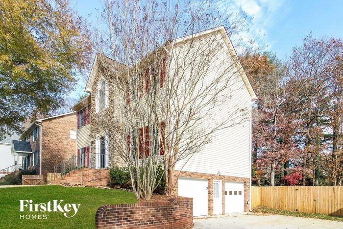 317 Natalie Dr - Photo 2 of 15