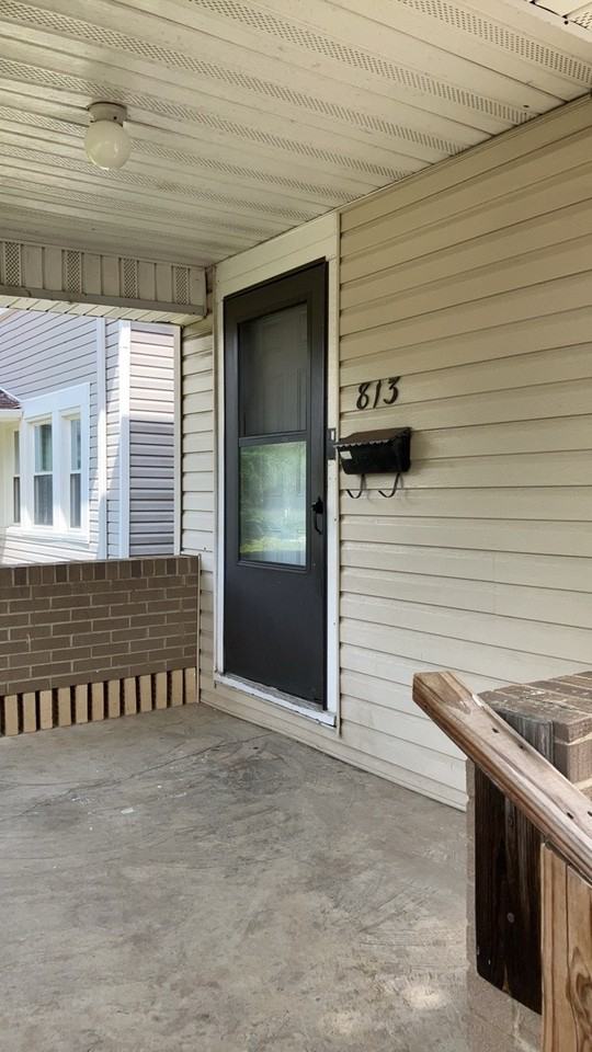 813 Ferndale Ave - Photo 2 of 29