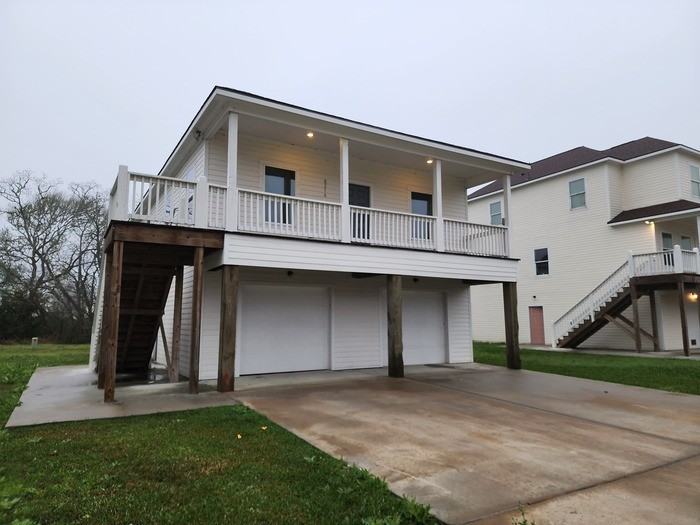 6214 Lacey Oak Dr - Photo 2 of 12