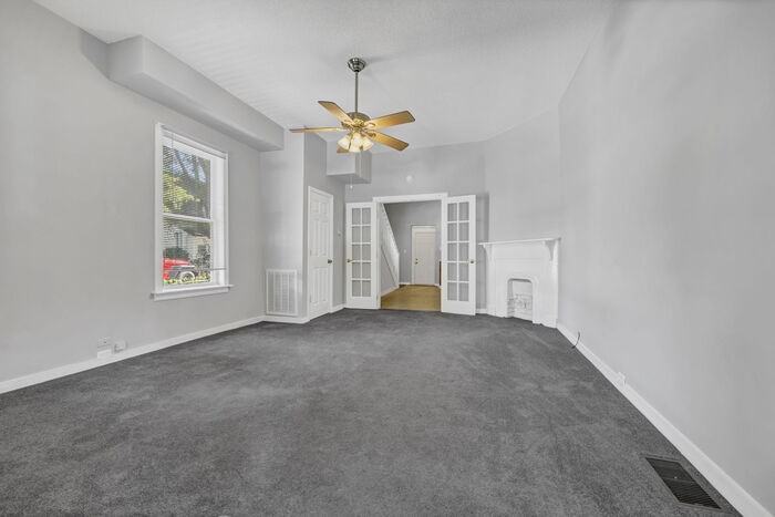 124 Church St - Photo 3 of 23