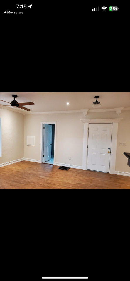 903 East New York Avenue ##1 - Photo 6 of 12