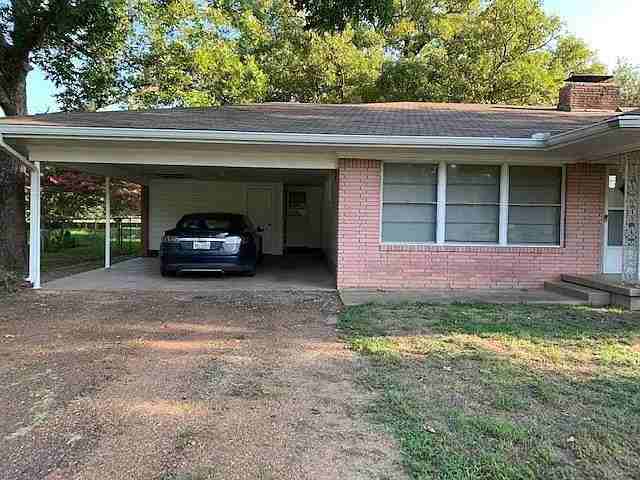 3095 E Houston St #NA - Photo 2 of 9