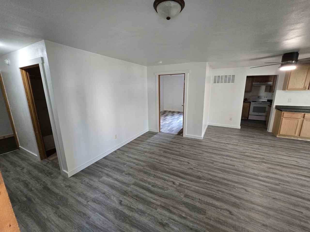 311 Washington St #313 - Photo 3 of 8