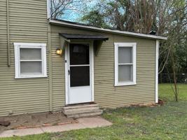 featured image of E Charnwood St #B