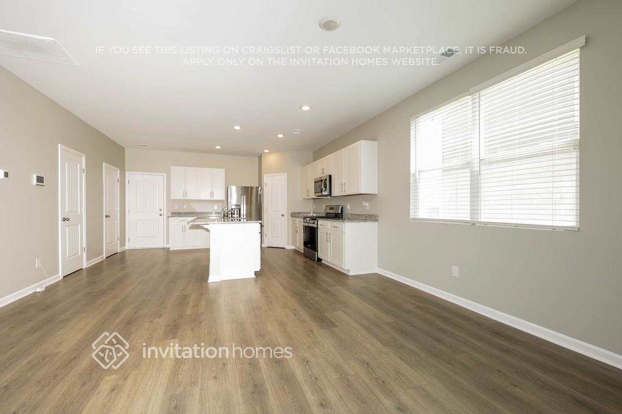 1512 Ashgrove Pl - Photo 6 of 18