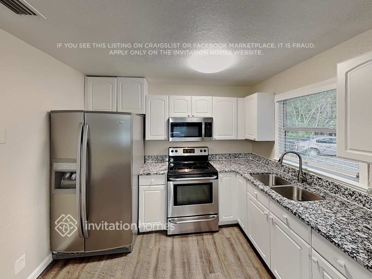 1317 S Mellonville Ave - Photo 5 of 15