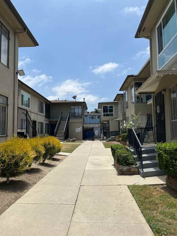 BELC 10 - Palmyra - Photo 2 of 26