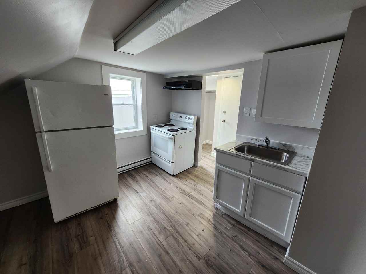 256 Waterloo Streetunit 2 #2 - Photo 2 of 10