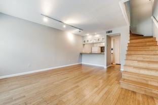 3827 Gilbert Ave - Photo 1 of 1