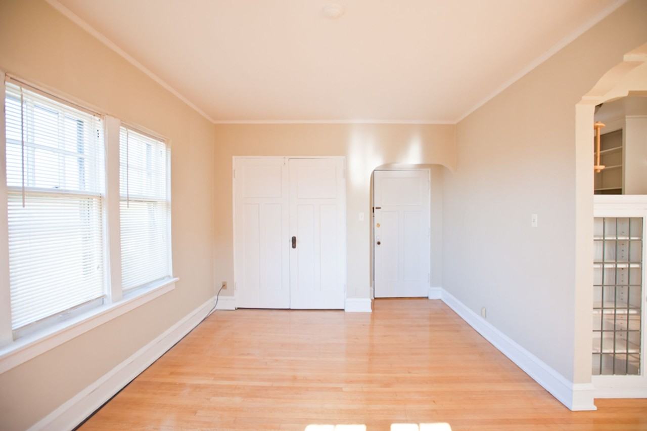 1720 E Newton Apartments - Photo 3 of 10