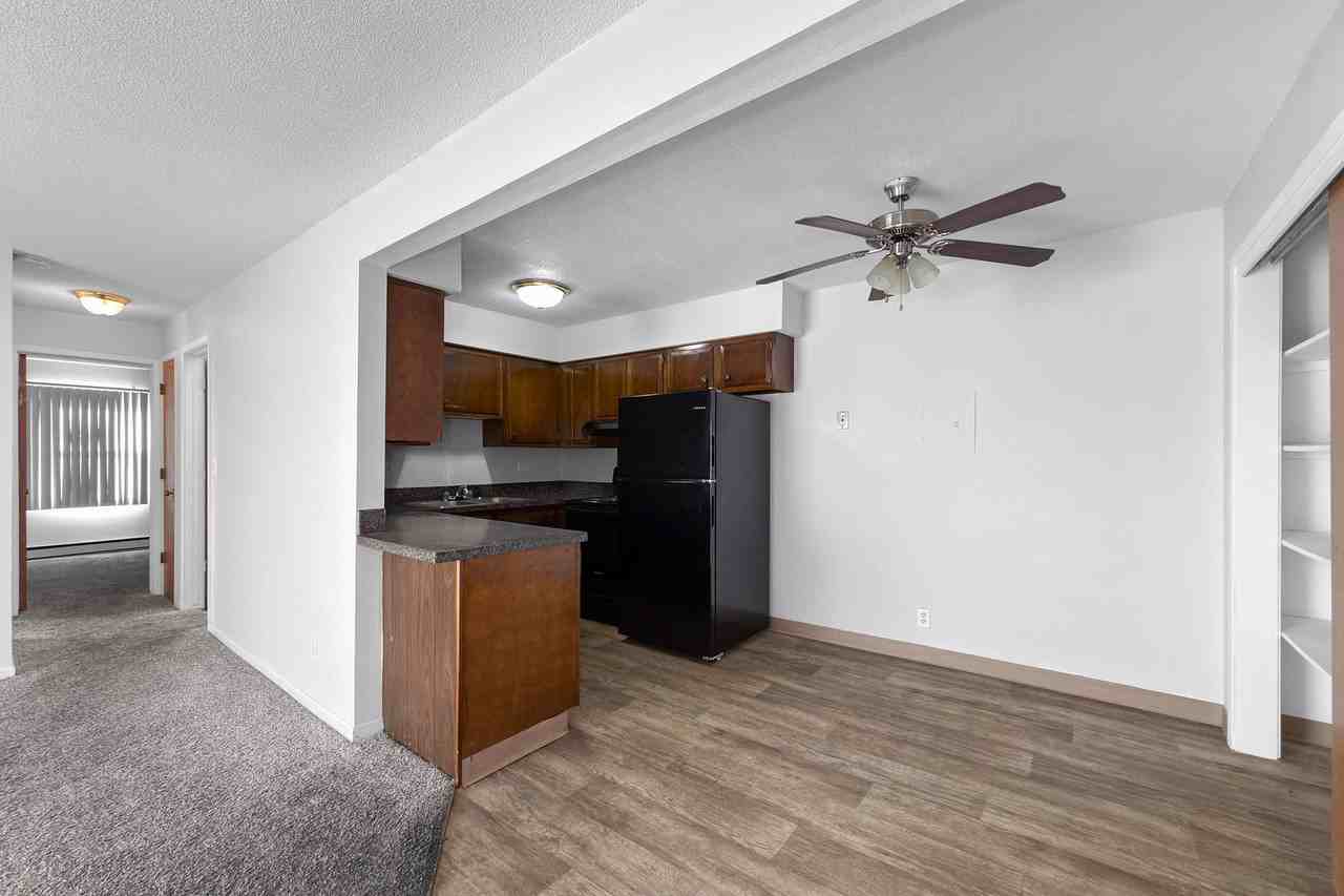 Bexley Urbandale - Photo 6 of 50