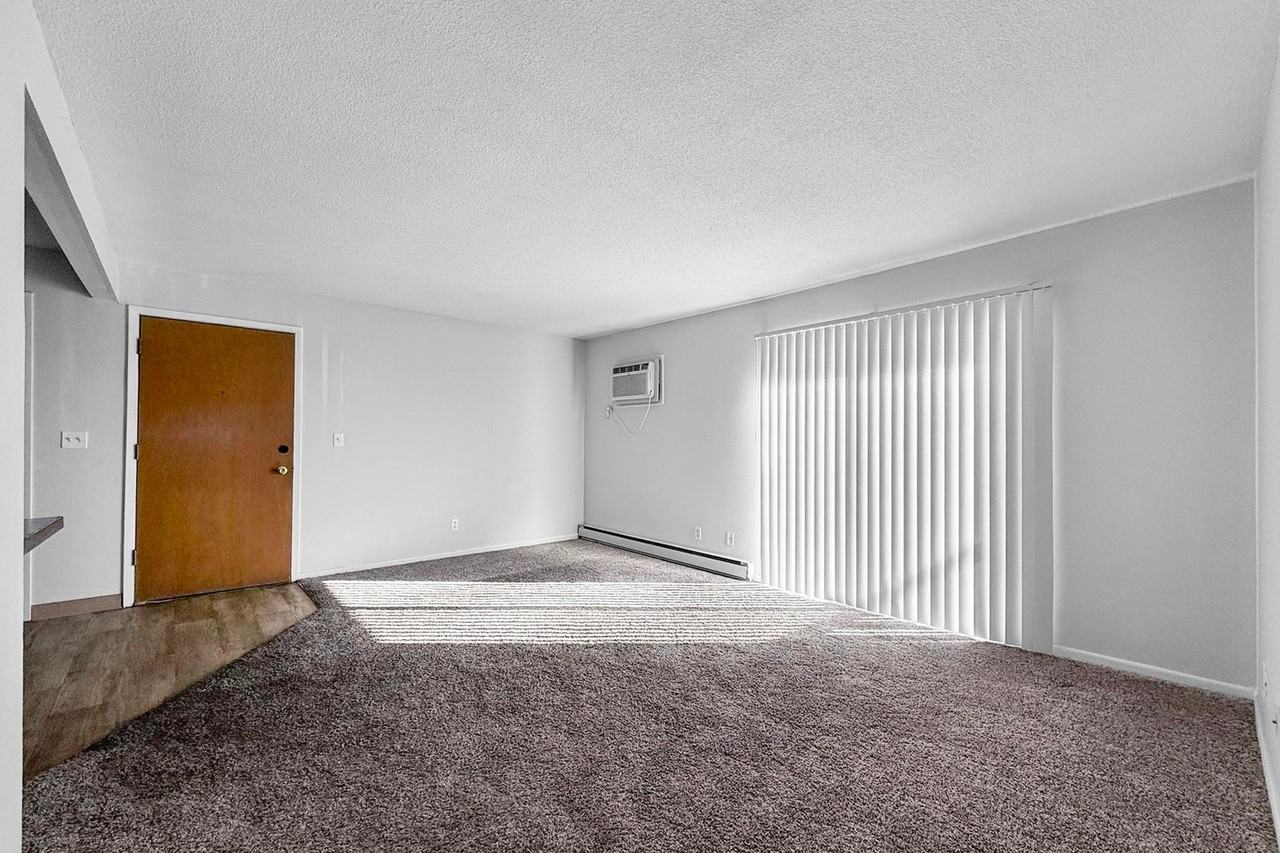 Bexley Urbandale - Photo 7 of 50