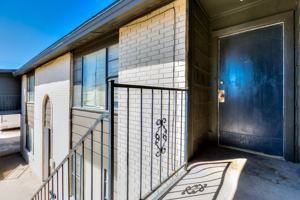 featured image of 1427 Austin St