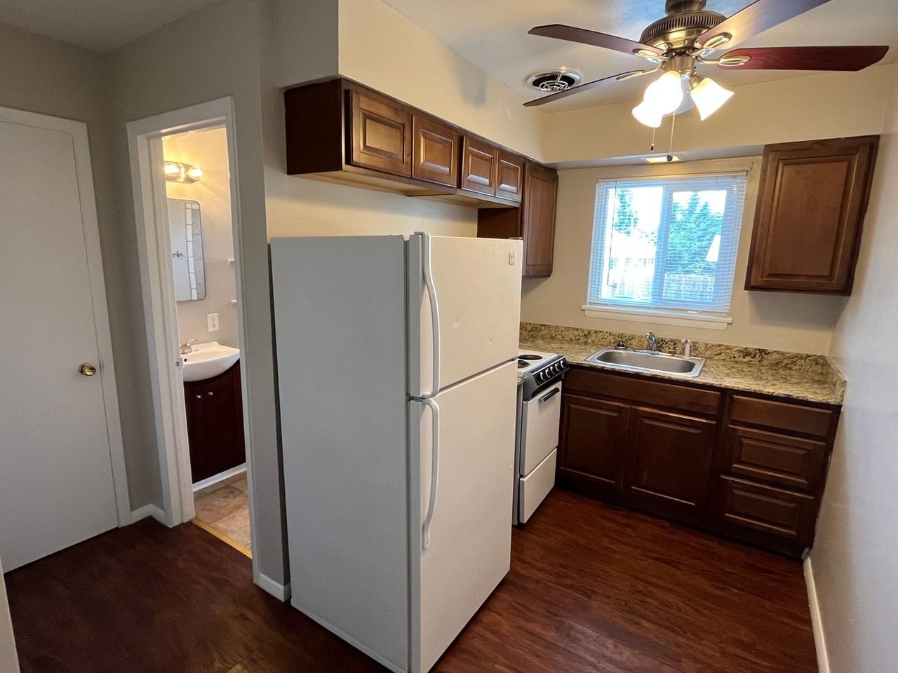 720 Plumas Street - Photo 2 of 12