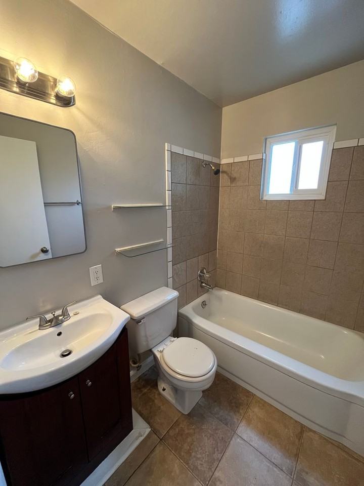 720 Plumas Street - Photo 6 of 12