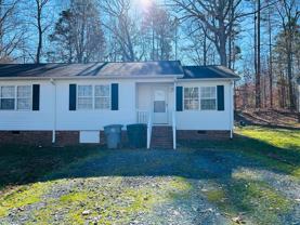304 Poplar St - Photo 1 of 1
