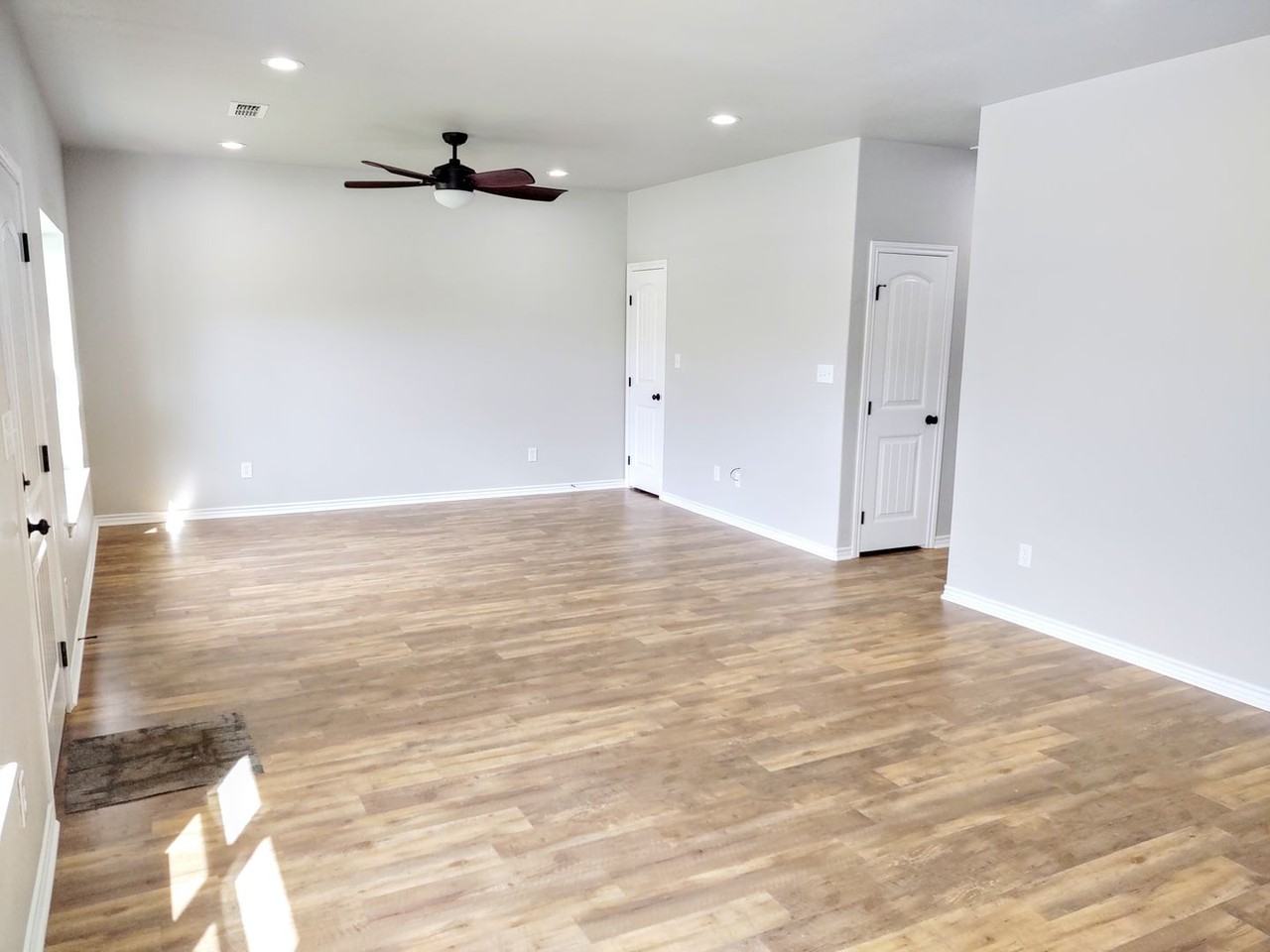 105 Kirkland St - Photo 3 of 29