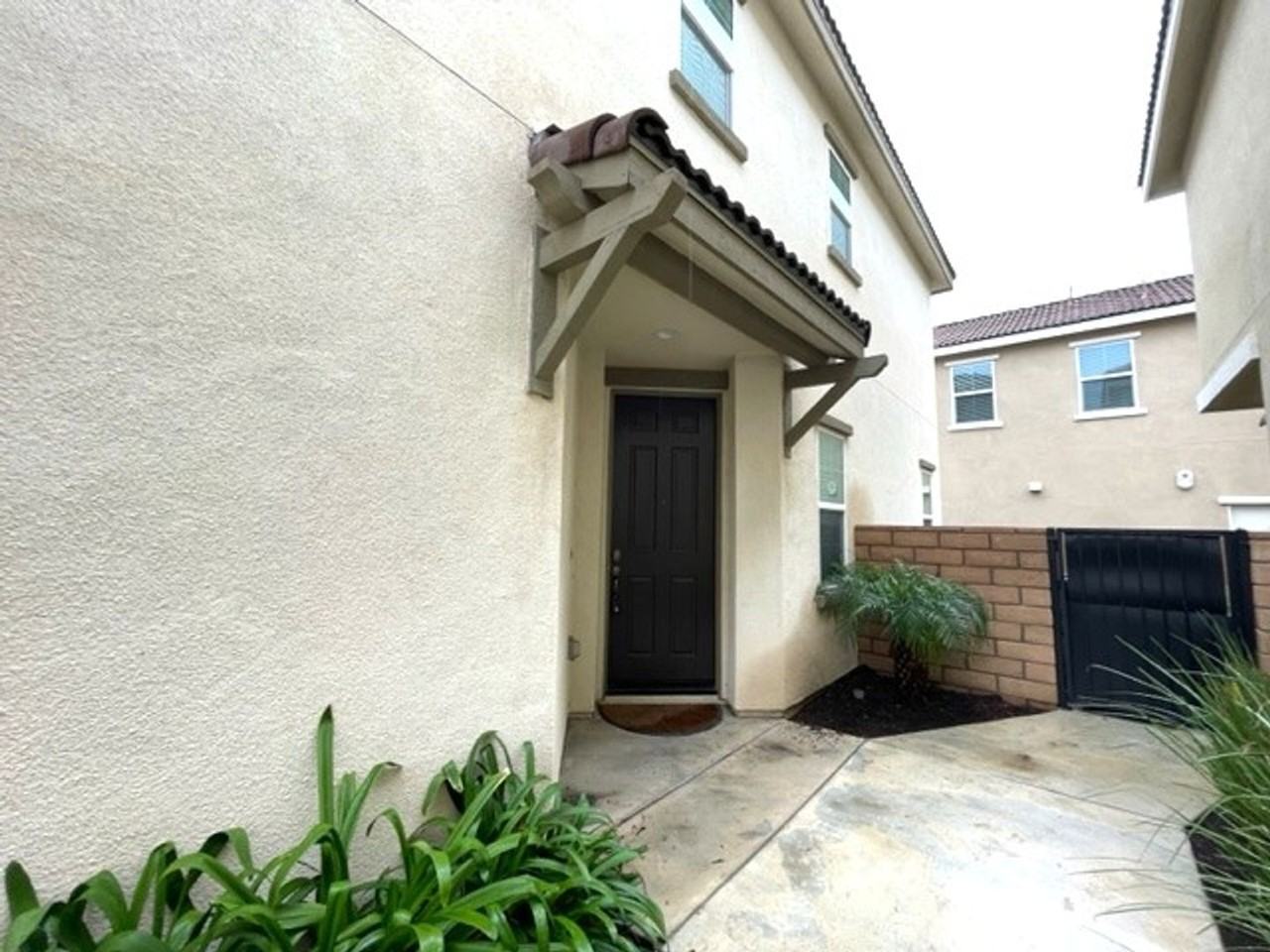 5359 N Alumni Ln - Photo 2 of 21