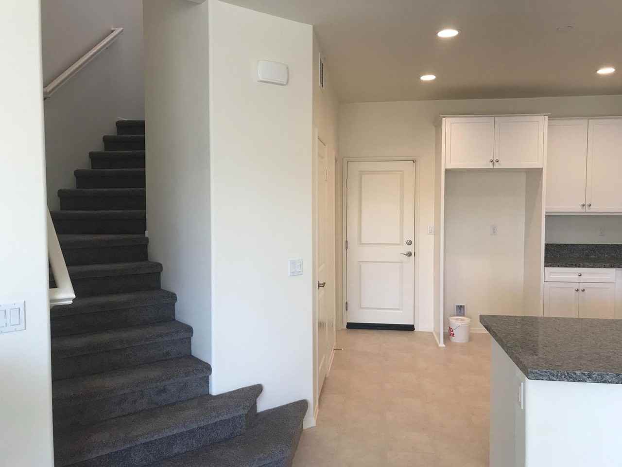 5359 N Alumni Ln - Photo 3 of 21