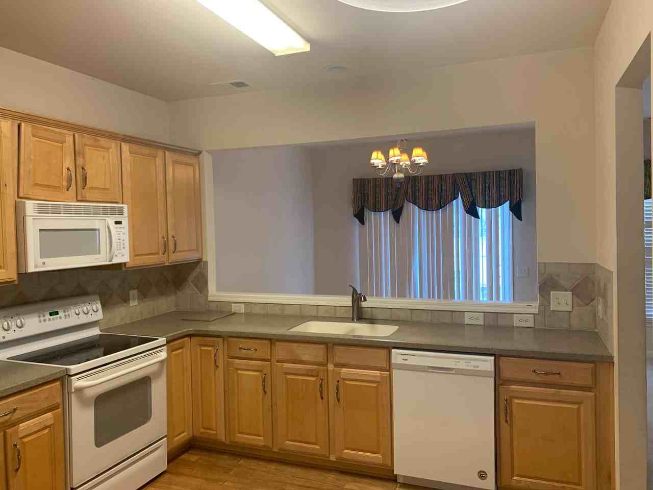 9043 Mcalwaine Preserve Ave - Photo 6 of 22