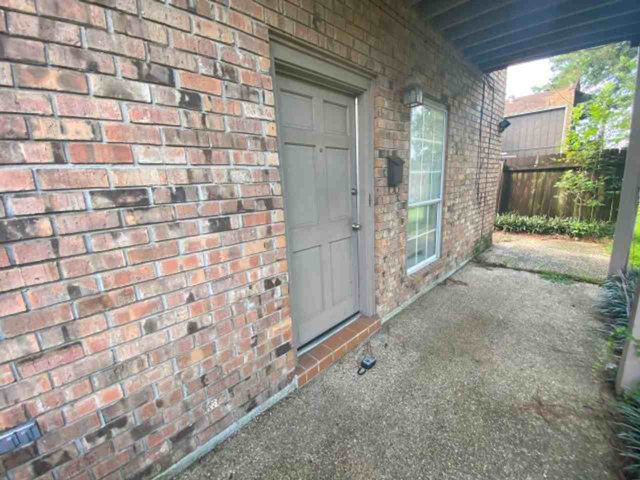 4916 Stumberg Ln - Photo 2 of 22