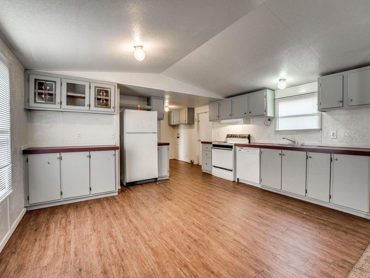 7351 142nd St Lot 37 - Photo 5 of 20