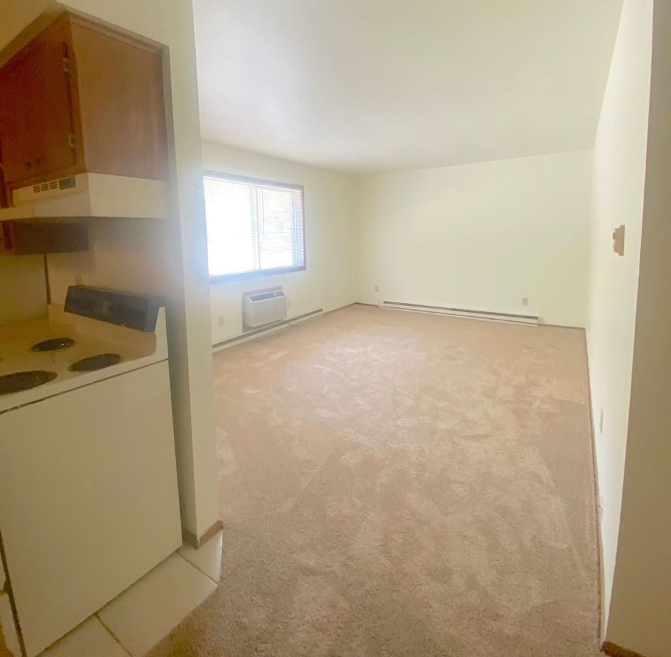 Hartland Apartments - Photo 5 of 9