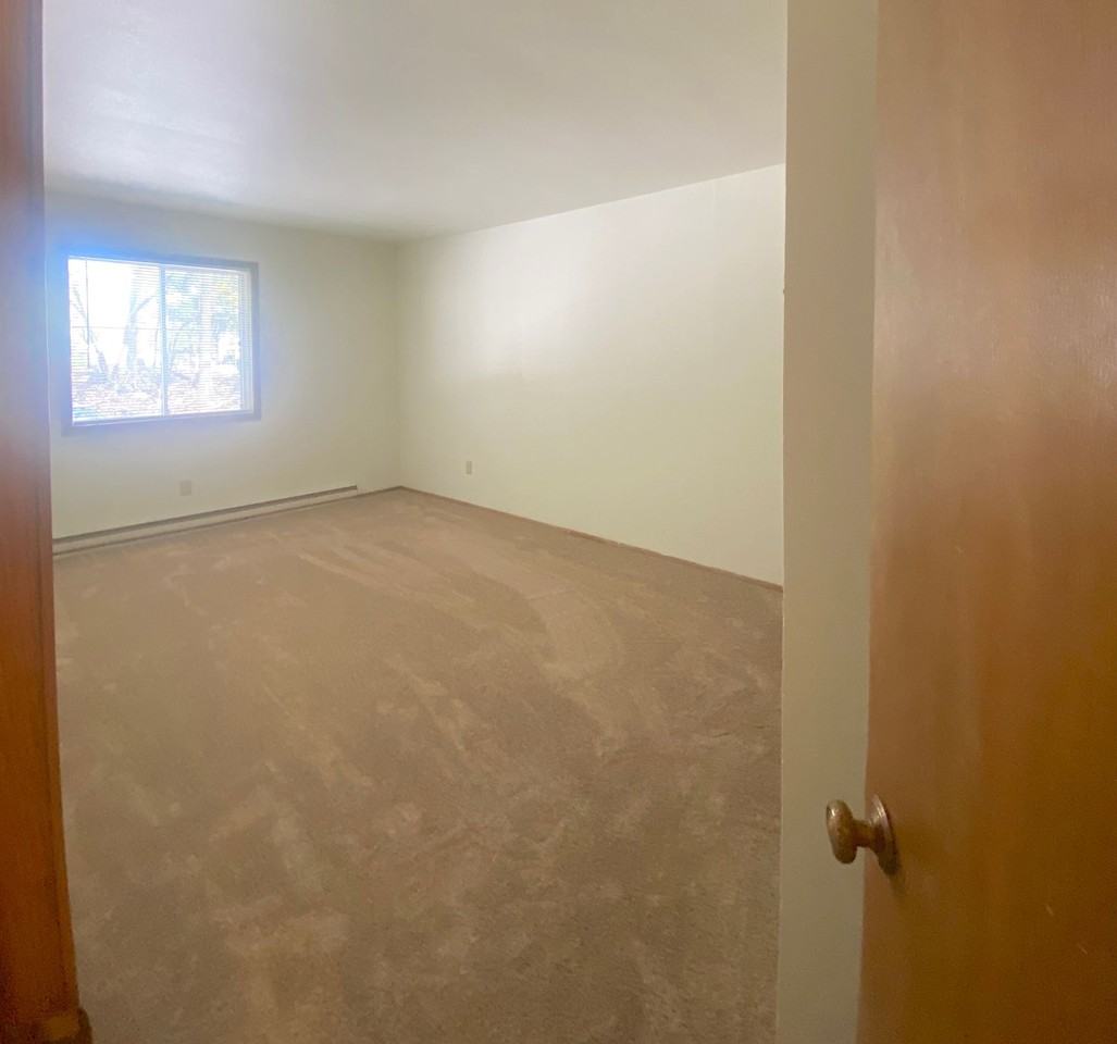 Hartland Apartments - Photo 7 of 9