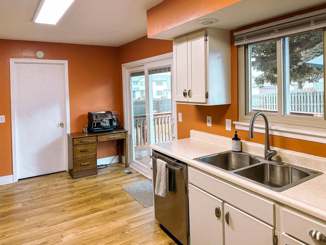 2613 Rachel Rd - Photo 2 of 9