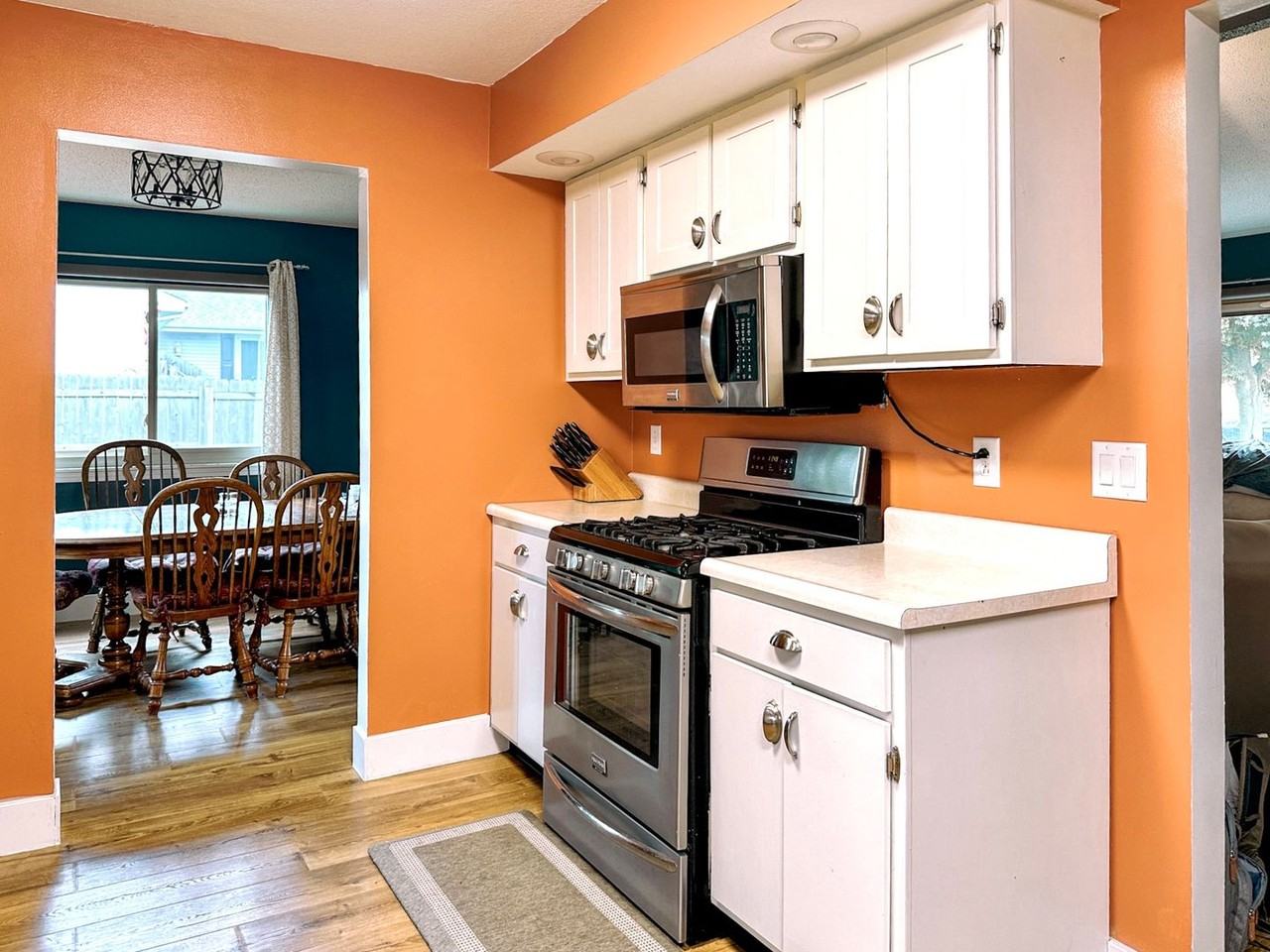 2613 Rachel Rd - Photo 3 of 9