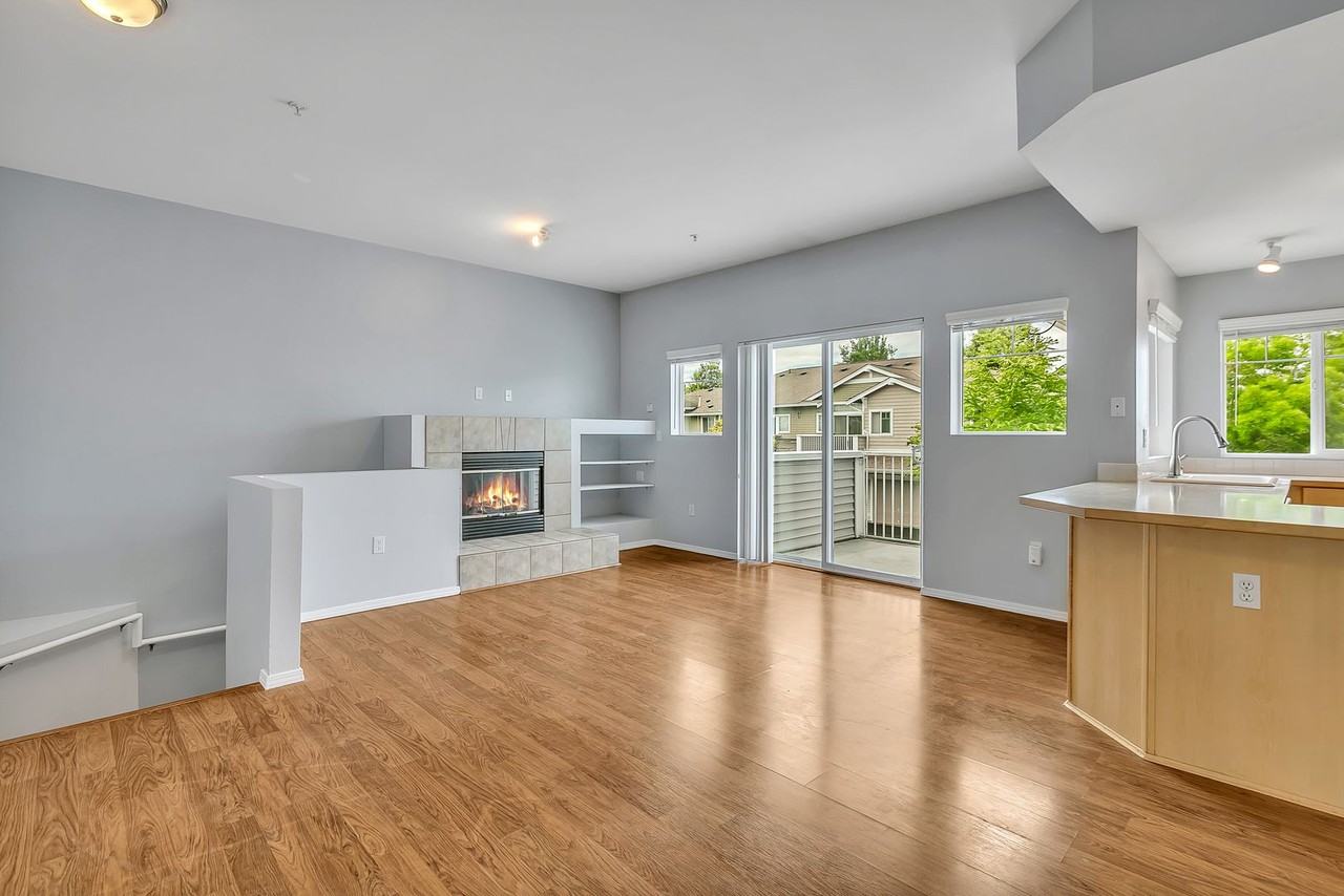 6330 Isaac Ave Se #C - Photo 7 of 23