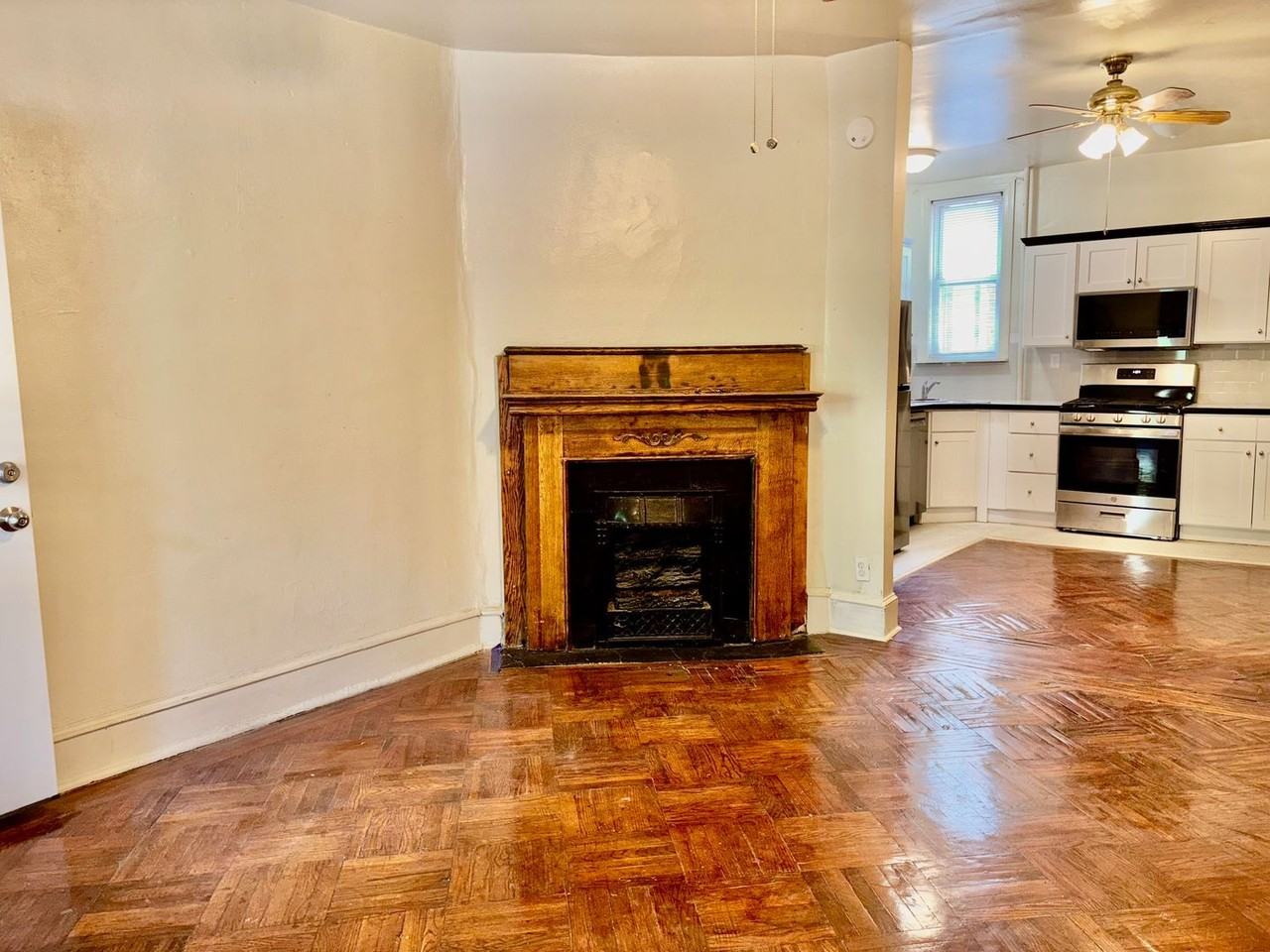 216 S 46th St - Photo 3 of 13