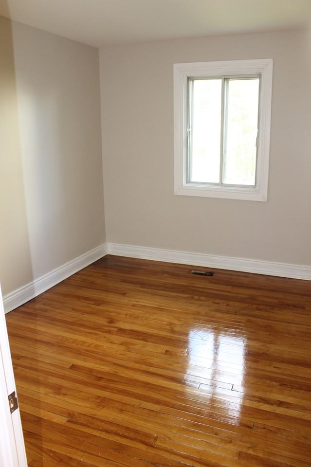 125 St. Denis Street---- - Photo 4 of 6