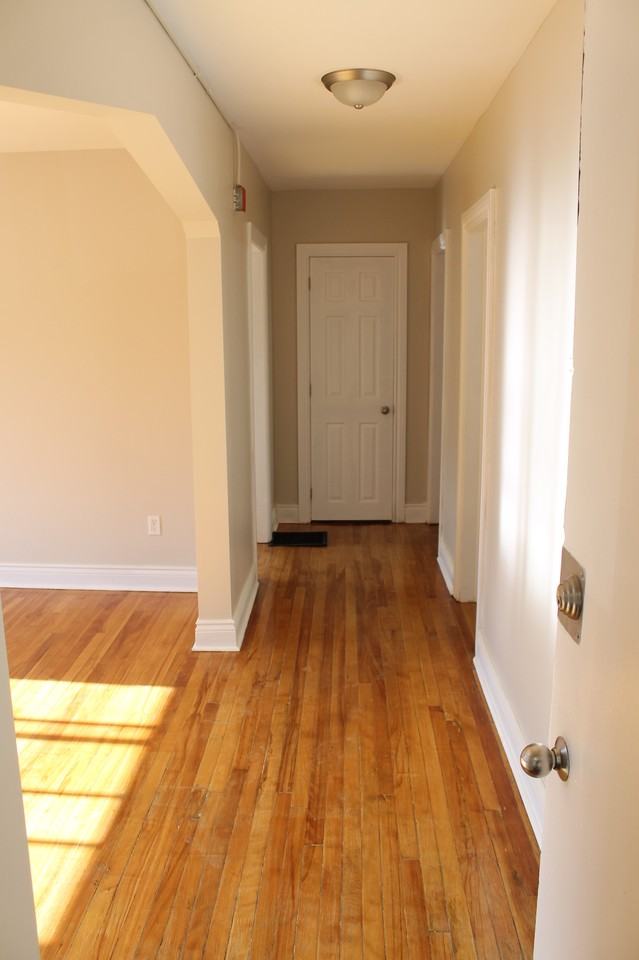 125 St. Denis Street---- - Photo 5 of 6